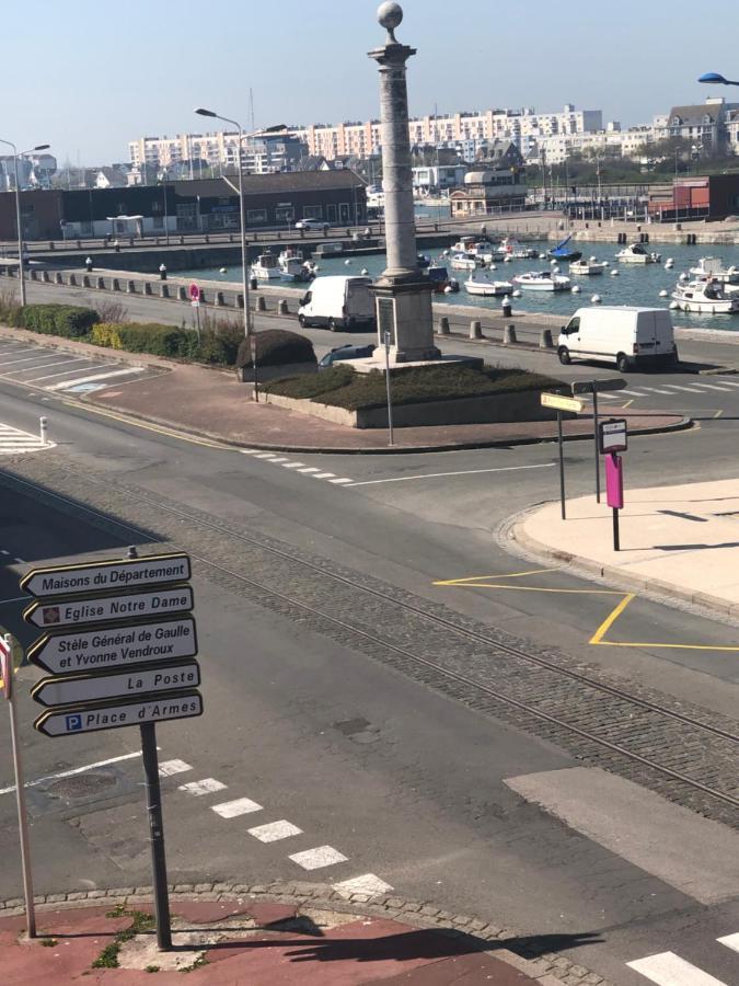Chambres Privees Calais Ferry-Port-Place D'Armes Exterior photo